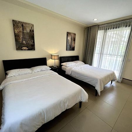 Anvaya Cove Short Term Rental Condos Morong  Eksteriør billede