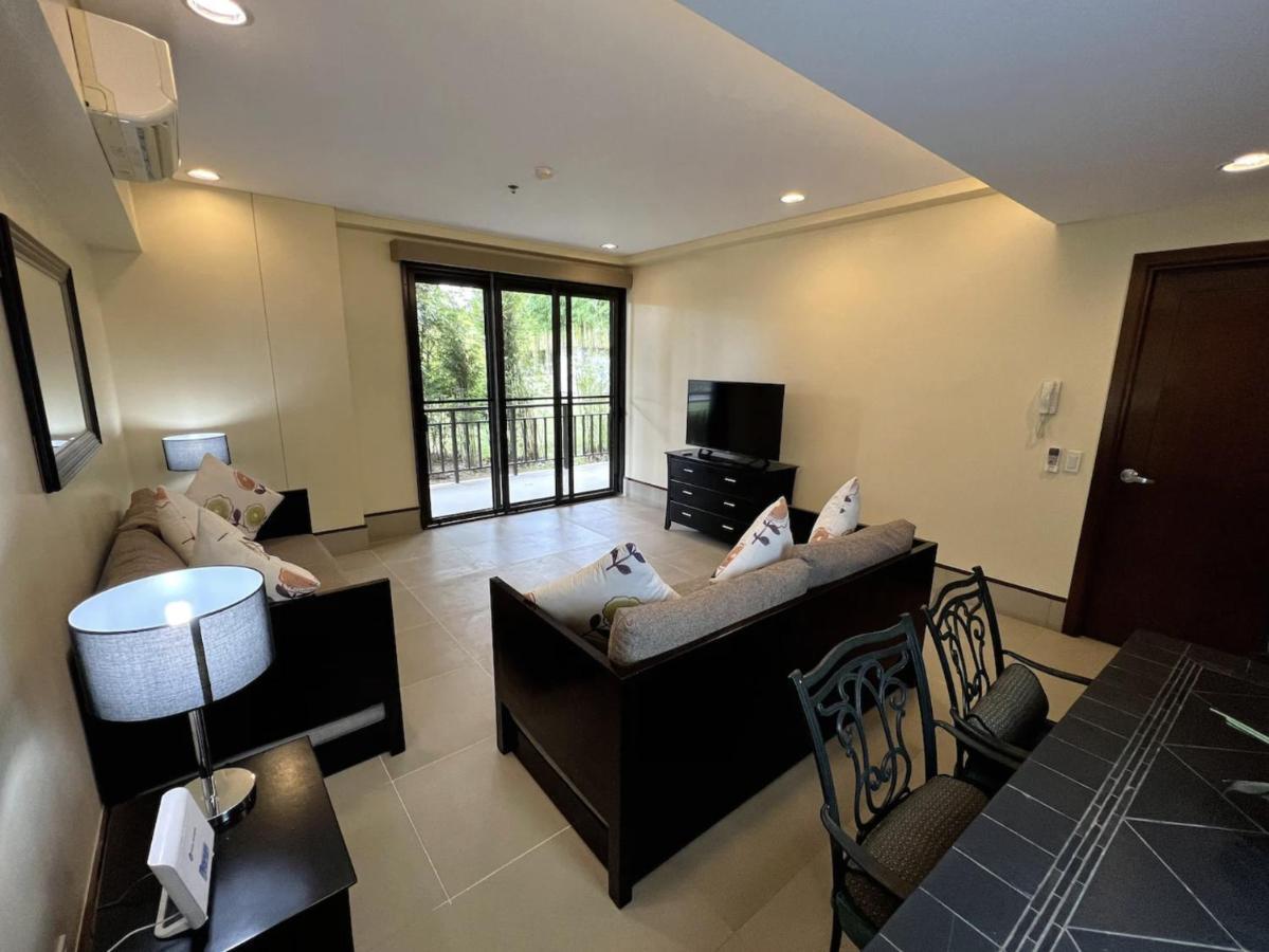 Anvaya Cove Short Term Rental Condos Morong  Eksteriør billede