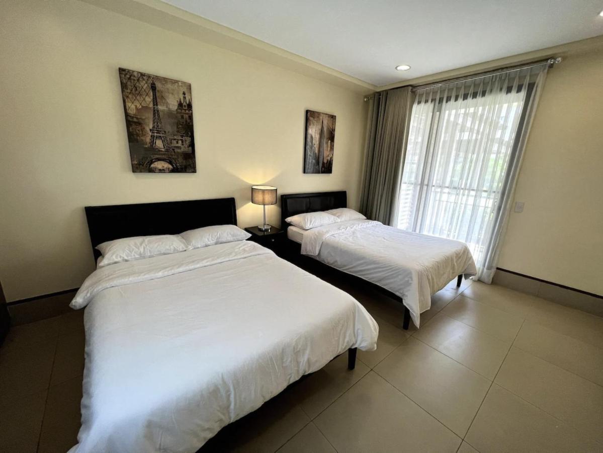 Anvaya Cove Short Term Rental Condos Morong  Eksteriør billede
